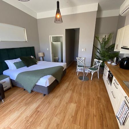Fremantle Boutique Accommodation - Maand Up Екстер'єр фото